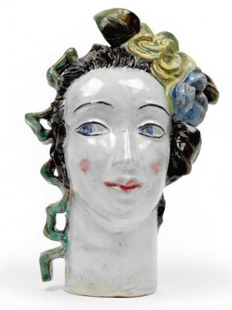 Mädchenkopf mit Blume im Haar, Lotte Calm-Wiernik